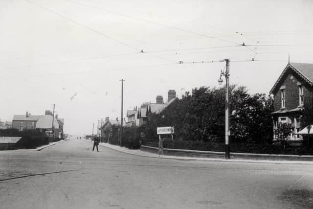 Looking along Victoria Road West towards the sea, 1900, the building on the left is Cleveleys Hotel. The bungalow on the right of the cobbled wall is the former home of a Major Nutter. The low thatched building in the centre was the first Cleveleys Post Office - Tesco and other shops now occupy this site