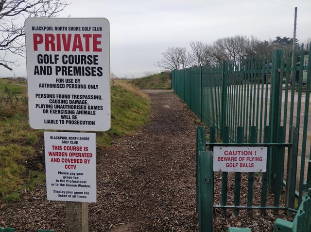 Golf club offers to reinstate public footpath sign after neighbour reports 'private property' warning to council 7 Private land signs at North Shore Golf Course. Photo: JPI Media