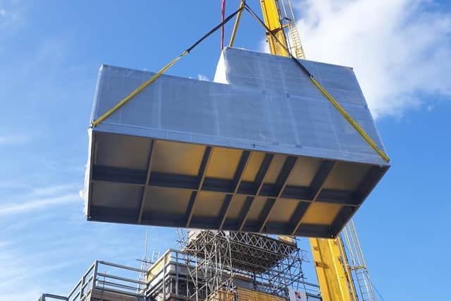 One of three air-handling units to be lifted above the skyline at Manchester Metropolitan University’s Institute of Sport; contributing to the 21,000kg
of equipment installed on the building’s roof.