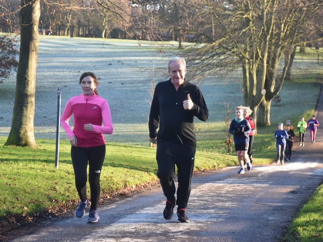 Runners at a frosty Sewerby Parkrun
Photo by Alexander Fynn