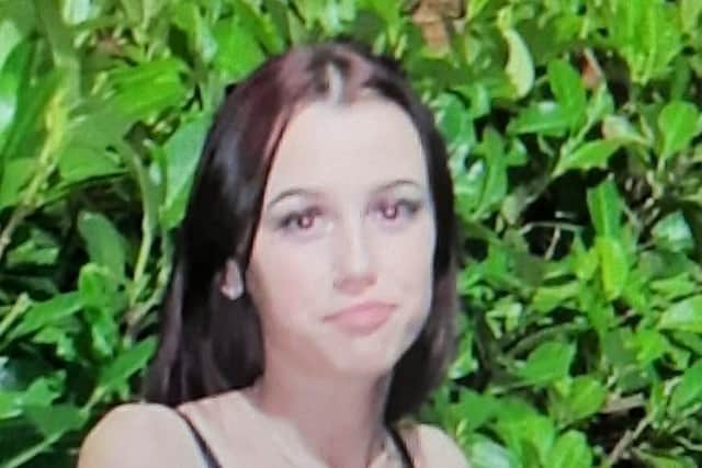 16-year-old Roxanne may be in the Blackpool area.
