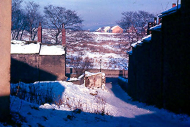 Daisy Hill, looking towards broad Lane, with the ground and rooftops covered in snow. The photo was taken in February 1963.