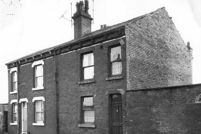 March 1968, Two even numbered back-to-back houses on Balcombe Street due for demolition.