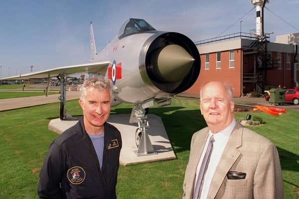 Keith Hartley with former test pilot Johnny Squiers  at the unveiling of a refurbished Lightning in 1999