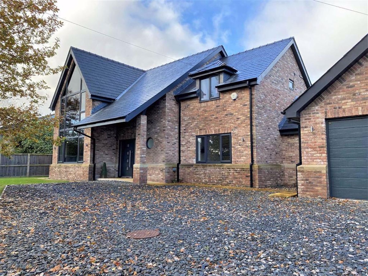 Stunning and grand fourbed Westby home with classy interior and