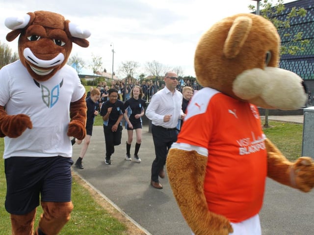 Pupils at Highfield Leadership Academy took part in a fun run for the Captain Tom 100 challenge.