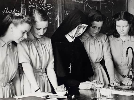 Biology class at Layton Hill with Mother Julia Butcher in 1950. Photo: SHCJ European Province Archives