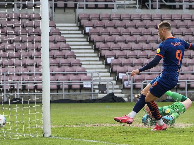 Matt Scrafton S Player Ratings Jerry Yates Back On The Goal Trail As Blackpool Close In On Play Off Spot With Comfortable Win Against Relegated Northampton Blackpool Gazette