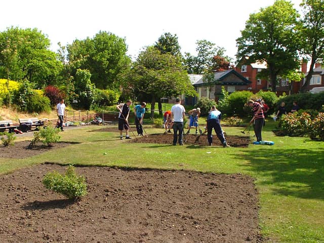 Princes Trust volunteers at work on the flower beds in the Mary Hope Garden for the Blind, The Mount, Fleetwood, during a previous course