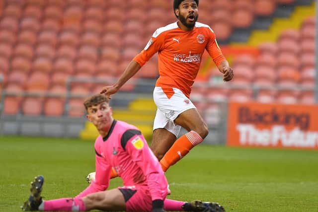 Ellis Simms netted his sixth goal since joining on loan in January