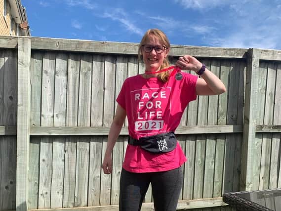 Cat Smith is in training for the 2021 London Marathon