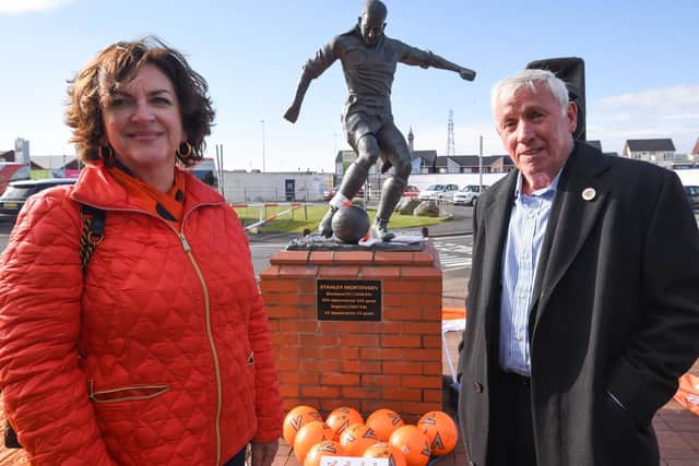 Morty's great-niece Nicola Heaney and former Pool and Scotland star Tony Green were guests of honour at the ceremony