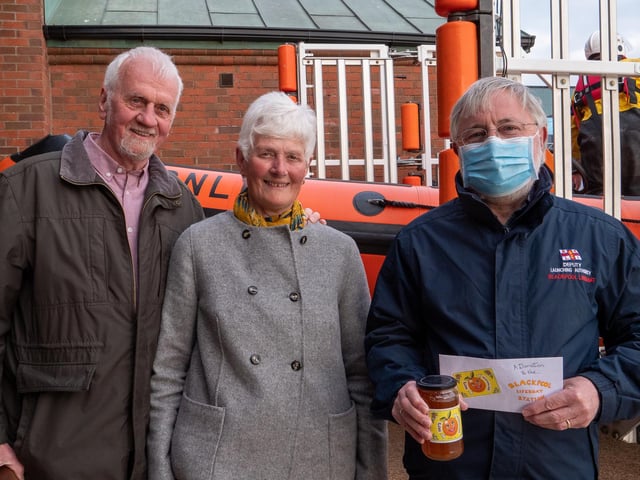 Pat Porteus, Brian Porteus and Blackpool RNLI Volunteer Chair Ian Butter