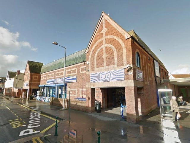 B&M warns investors to expect drop in revenue following bumper pandemic performance