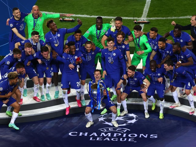 Cesar Azpilicueta the captain of Chelsea lifts the Champions League Trophy following their team's victory during the UEFA Champions League Final between Manchester City and Chelsea FC at Estadio do Dragao on May 29, 2021 in Porto, Portugal.