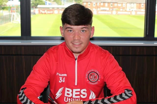 Chris Conn-Clarke has signed a new one-year-deal at Fleetwood.