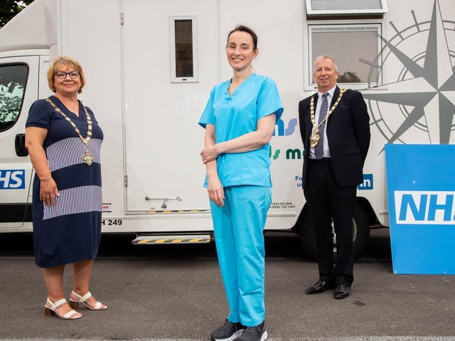 Dr Ruth Mason from Fernbank Surgery at the vaccination van with Couns Karen Harrison and Gavin Harrison