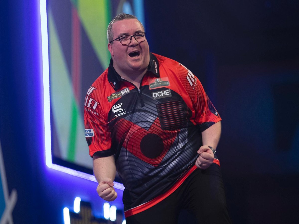 perspektiv millimeter orange Stephen Bunting set to qualify for darts' World Matchplay in Blackpool  after Coventry triumph | Blackpool Gazette