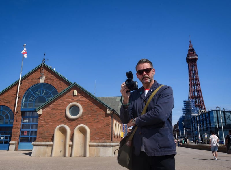 Richard, who lives near Stanley Park, said he was inspired by the vital work the crews do after seeing them regularly when on the Prom with his students in the evening.