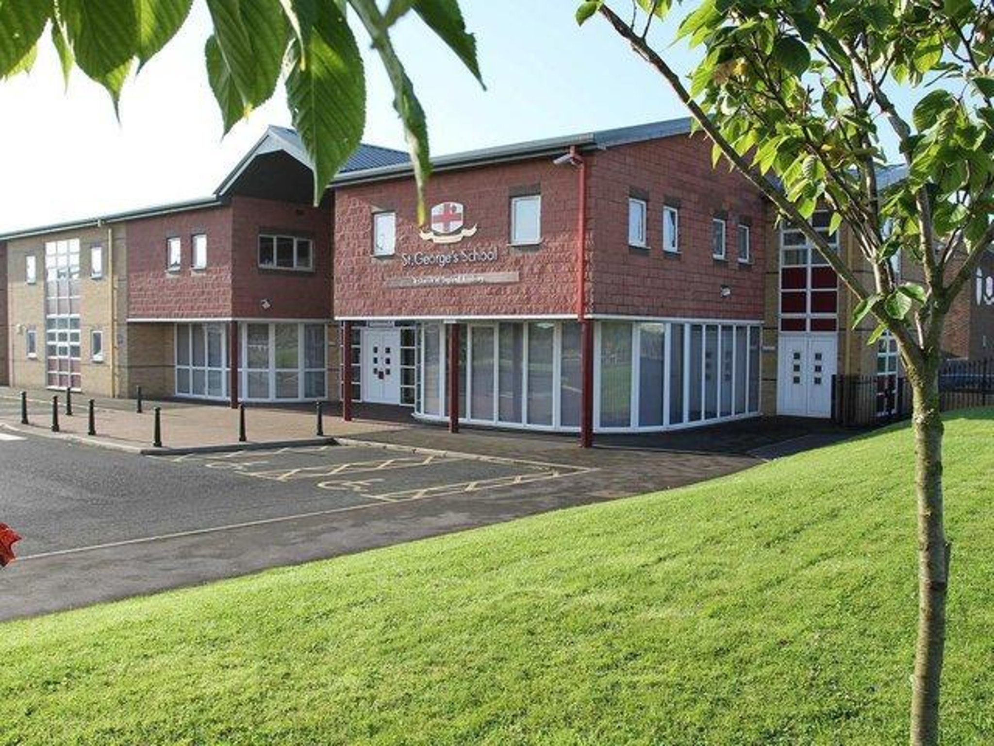 St George's School in Blackpool celebrates GCSE results ...