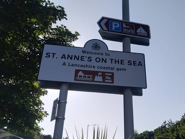 A St Annes boundary sign at Fairhaven