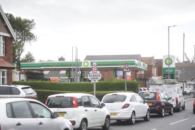 Motorists queuing outside BP in Fleetwood Road North, Thornton, on Friday, September 24, 2021 (Picture: Dan Martino for The Gazette)