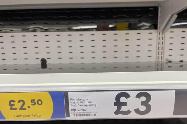 A spike in CO2 prices could cause serious difficulties for food suppliers and result in empty shelves in the coming weeks, industry experts have warned.