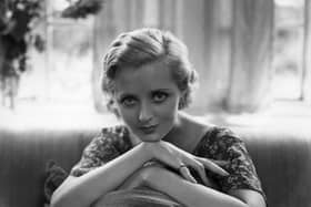 Evelyn Laye at her home, 1932. Photo: Getty Images