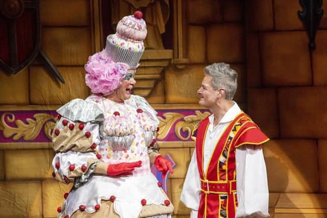 Phil Walker in the Robin Hood panto in Nottingham with Matthew Kelly as the Dame