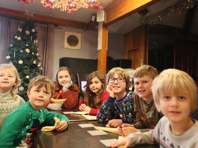 Winkle Club's Children's Christmas procession/party in Hastings Old Town. Photo by Roberts Photographic. SUS-211213-070418001