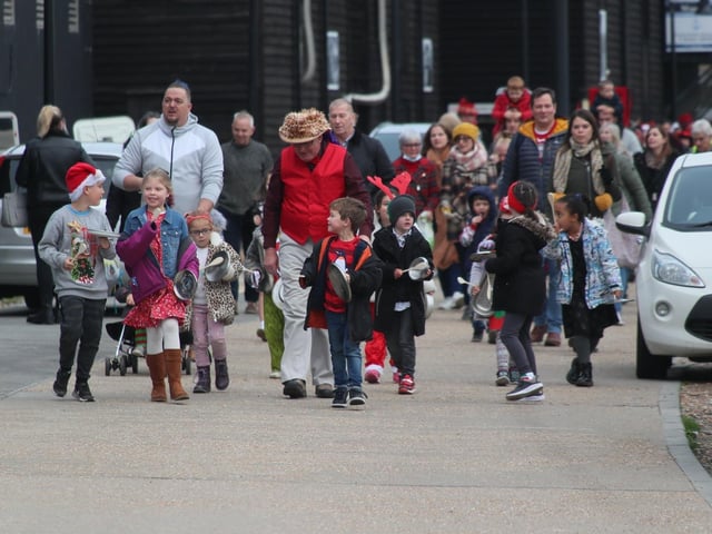 Winkle Club's Children's Christmas procession/party in Hastings Old Town. Photo by Roberts Photographic. SUS-211213-070328001