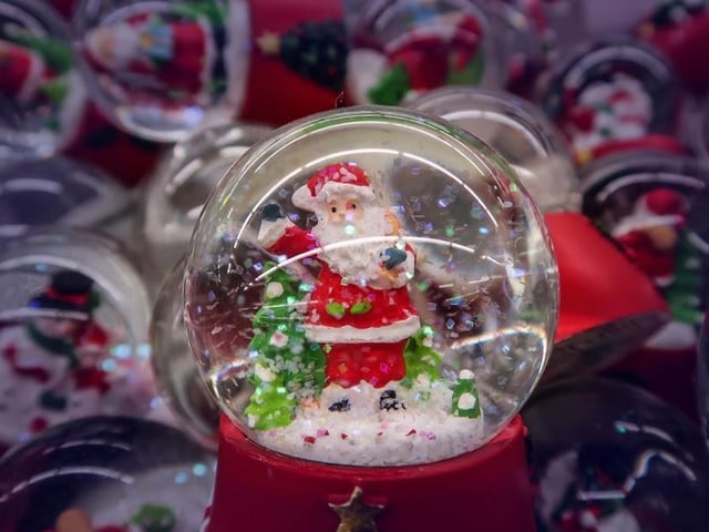 Snow globes are a festive favourite, however, getting the scenery you want in the globe can be tricky. By making your own, the shimmering magic of snowfall will fall on a scene straight out of your own imagination. Grab an empty, clean jar and take to work spraying the outside of the lid and glueing your own festive centrepiece to the inside.
Fill the jar almost to the top with distilled water, add a pinch of glitter to act as snow and a dash of glycerine to stop the glitter from falling too quickly.
Now screw the lid on carefully and give the globe a good shake.