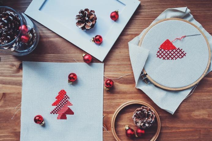 Using small stitching hoops as a base, novice crafters and kids will be able to make beautifully breath-taking Christmas decorations. 

Sewers will need some material, thread and a pattern or simple picture that they want to copy. Once finished, hang up with a beautifully festive bow.