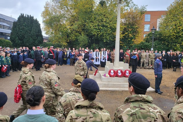 Hundreds of people turned out for the Crawley Remembrance Day Parade and service which started in the High Street and ended at St John's Church
https://www.crawleyobserver.co.uk/news/people/32-pictures-of-crawleys-remembrance-day-parade-and-service-2021-3457348