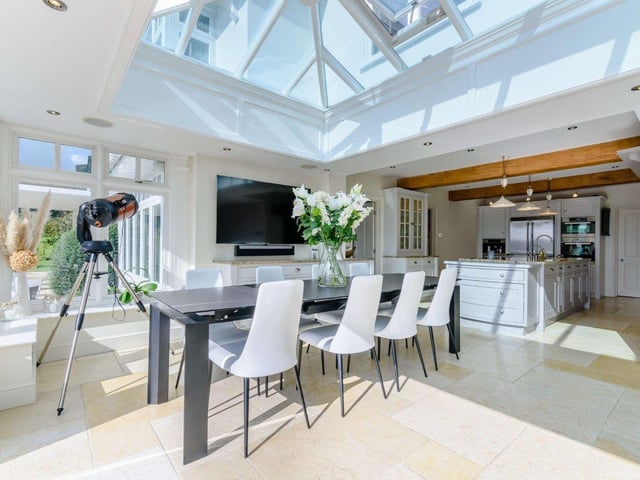 Springfield Lane, Colgate, Horsham, West Sussex, RH12. Photo from Zoopla.