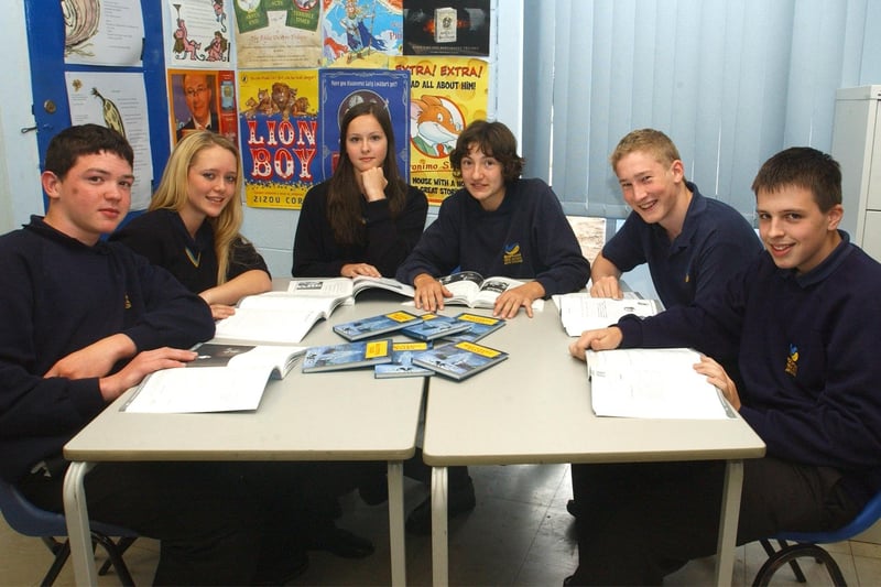 Year 11 pupils at Bispham High School, 2004.  L-R are Chris Maughan, Talisa Lomax, Jessica Horton, Becky Rogers, Scott Butler and Lee Sentino