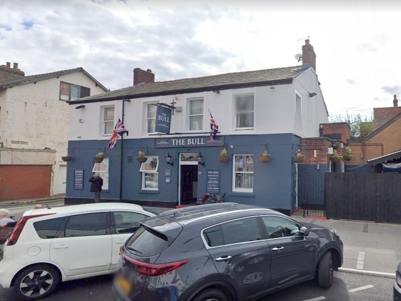 The Bull Hotel on Waterloo Road has a rating of 4.4 out of 5 from 474 Google reviews. One customer said: "Nice place for a drink in the beer garden"