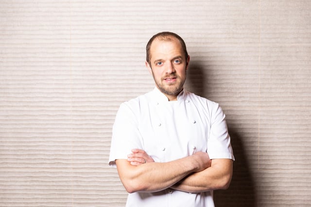 James Knappett has worked at some of the world’s most highly regarded restaurants. He trained in Cambridgeshire, spent formative years in the kitchens at Restaurant Gordon Ramsay and Petrus, and then moved on to work at Rick Stein’s The Seafood Restaurants, Thomas Keller’s Per Se, and with René Redzepi at noma.
Kitchen Table opened in 2012, was awarded one Michelin Star in 2014, and achieved a coveted second star in 2018 – which it has held ever since.
