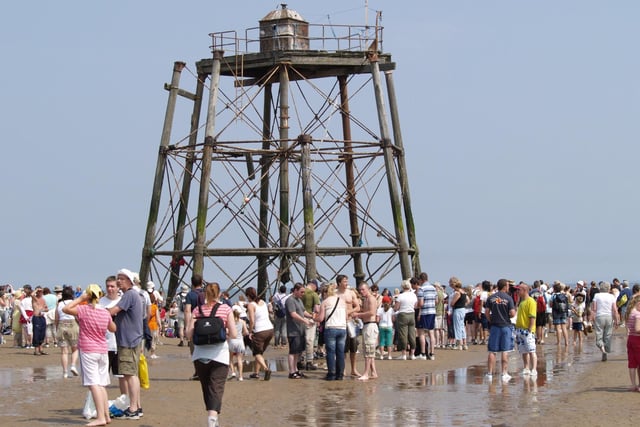 The crowds reach the first destination - Wyre Light - in 2007