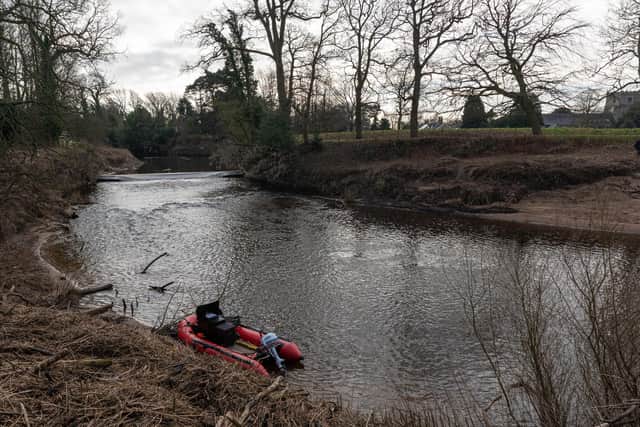 SGI start their specialist underwater search for Ms Bulley on the River Wyre (Credit: Kelvin Stuttard)