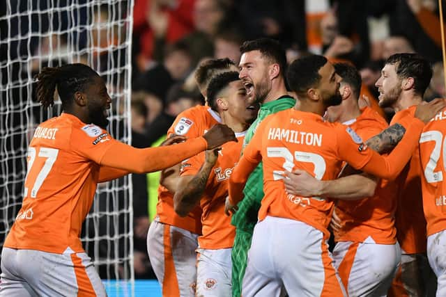 Blackpool celebrate Bristol Street Motors Trophy victory over Bolton Wanderers Picture: Dave Howarth/CameraSport