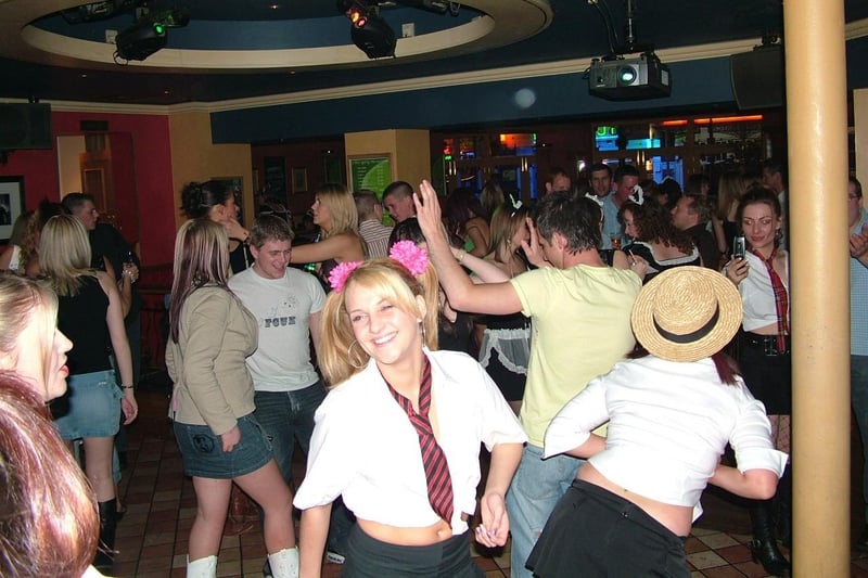 The Litten Tree in Queen Street, 2005