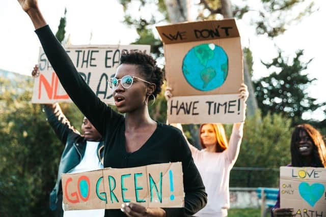 Protests for taking action against climate change. Photo: Getty Images