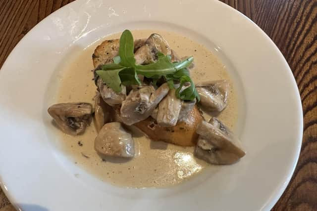 Garlic mushrooms starter at The Highlands, Bispham