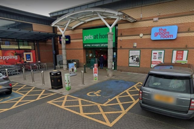 Vets4Pets - Blackpool Retail Park on Squires Gate Lane has a rating of 4.5 out of 5 from 284 Google reviews