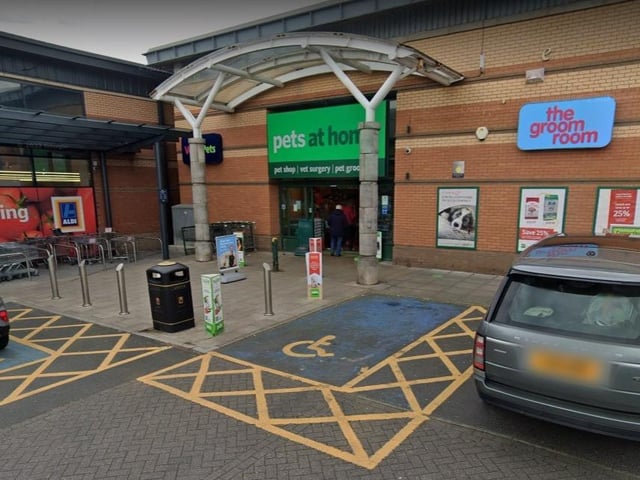 Vets4Pets - Blackpool Retail Park on Squires Gate Lane has a rating of 4.5 out of 5 from 284 Google reviews
