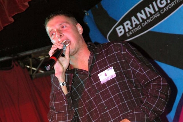 Lee Tomas Club Idol 2004 runner up. Picture By: Christian Blake