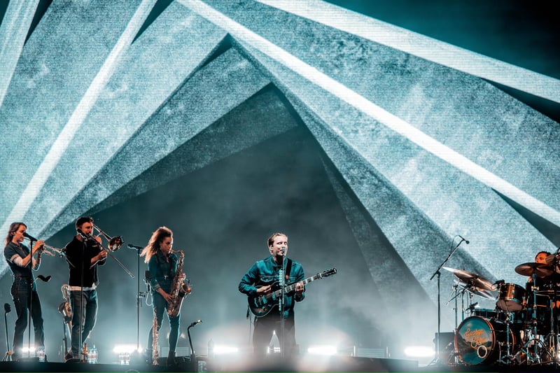 George Ezra and his band