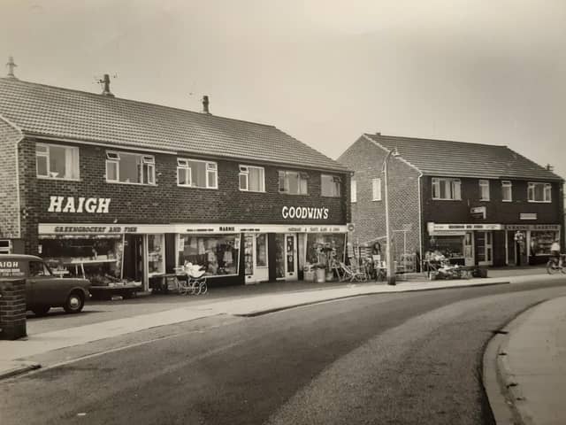 Beechwood Drive shops, possibly late 70s, early 80s