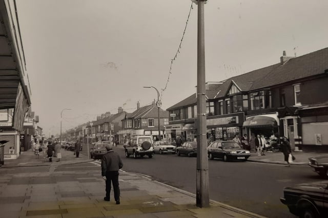 Cellar 5 off licence at the other side of the street in this 1989 image of Highfield Road. A bathroom and shower centre to the right